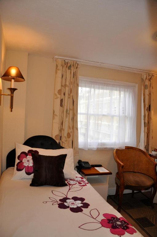 Hotel Adelaide House Luton  Zimmer foto